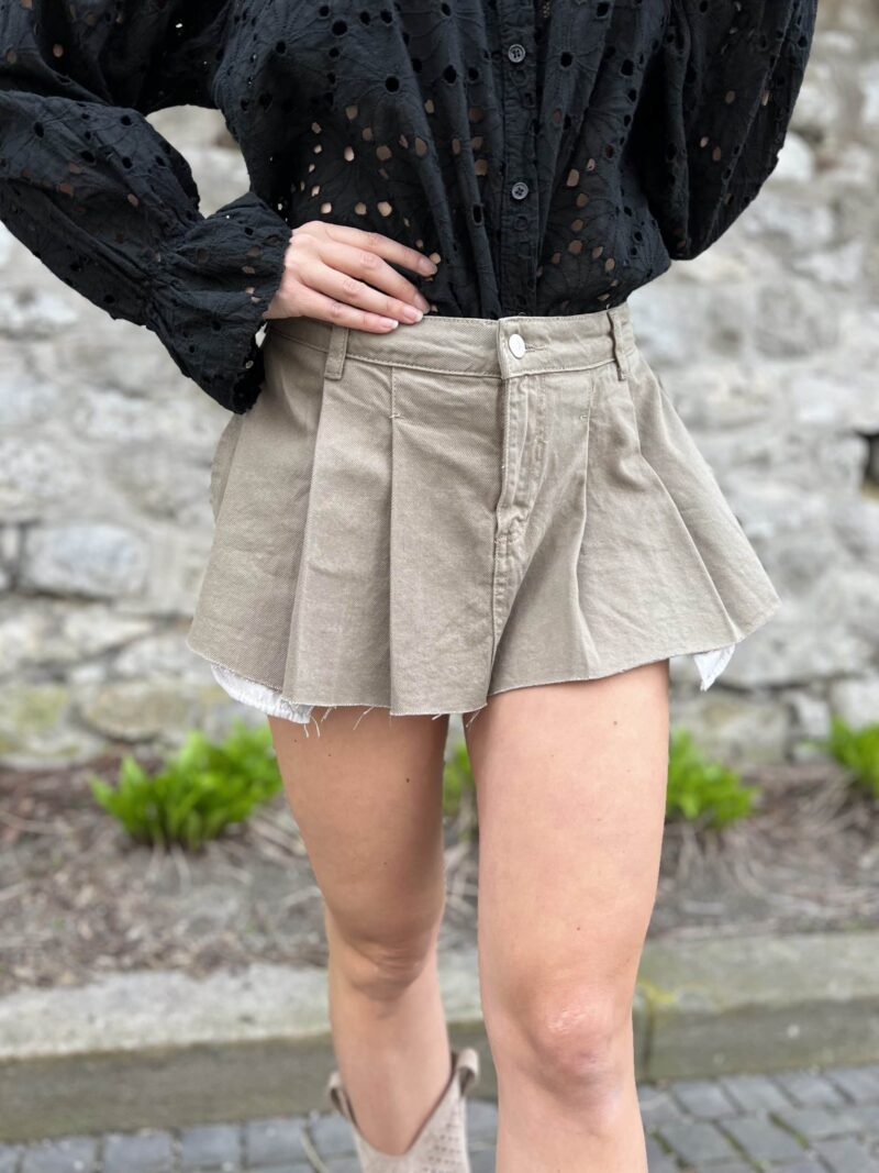 Skladaný skort khaki - Image 8