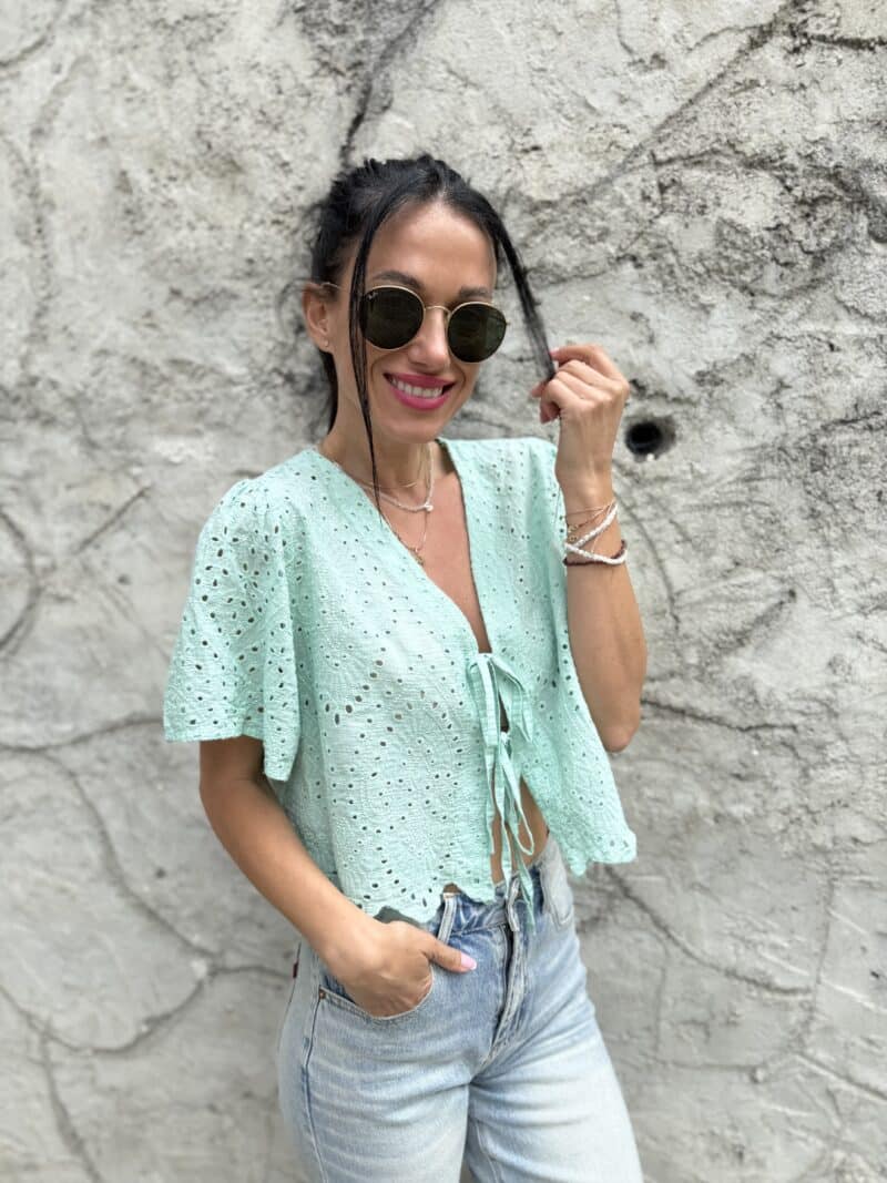 Madeira crop top na viazanie mint